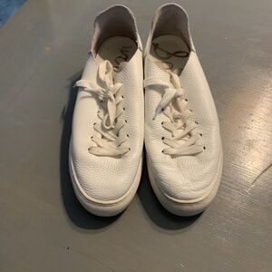 sam edelman white sneakers